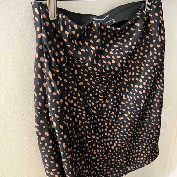 Urban outfitters cheetah print flowy skirt - Picture 4 of 4